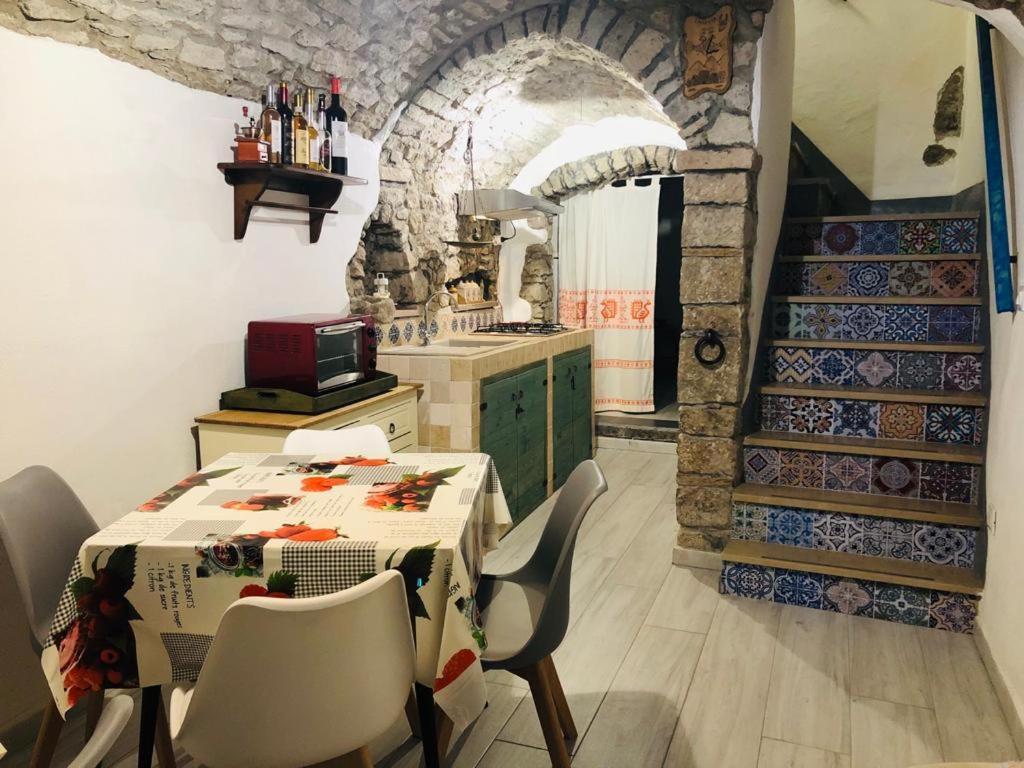 Casa Eleonora - Family Holiday Home Near Beach Боза Екстер'єр фото