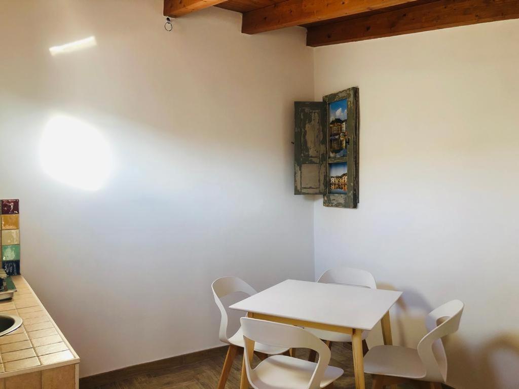Casa Eleonora - Family Holiday Home Near Beach Боза Екстер'єр фото